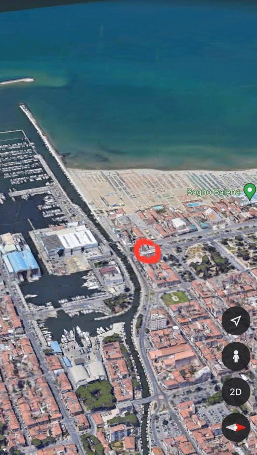 Ad Un Passo Dal Molo Con 2 Biciclette Incluse Apartment เวียเรจโจ ภายนอก รูปภาพ