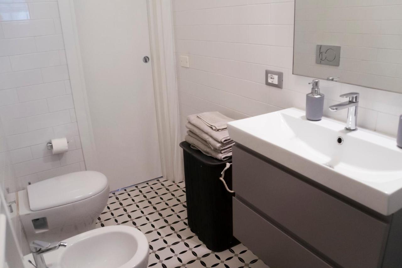 Ad Un Passo Dal Molo Con 2 Biciclette Incluse Apartment เวียเรจโจ ภายนอก รูปภาพ